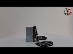 Orologio: toppe serigrafate in twill 3D ad alta densità da 0,2 mm per vetrina di indumenti per bambini