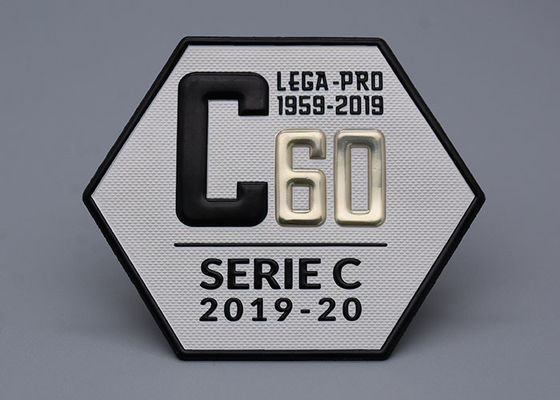 La tensione ha personalizzato le etichette dell'abbigliamento del trasferimento di calore con il logo di 3D TPU