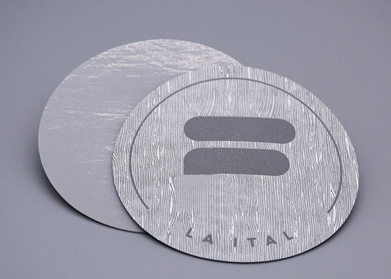 Stampando le etichette riflettenti del trasferimento di calore del silicone del logos su ordinazione per abbigliamento