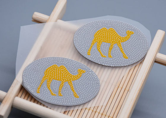 Etichette del trasferimento di calore del silicone di effetto dello spazzolino da denti su ordinazione per abbigliamento